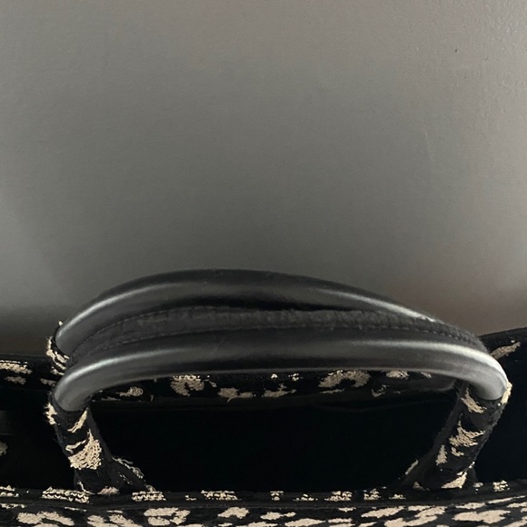 Furla Opportunity Tote Bag in Toni Nero Jacquard Fabric with Leopard Print - Picture 10 of 11